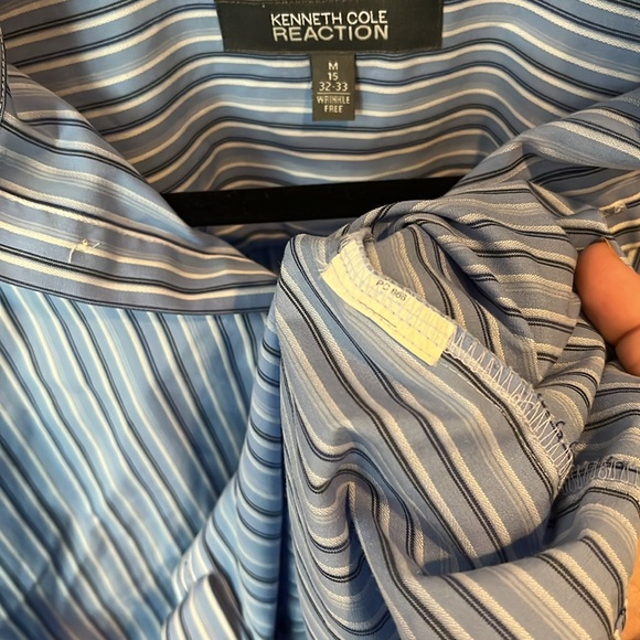 Kenneth Cole Reaction gently preloved wrinkle free shirt - blue with stripes - Picture 6 of 6